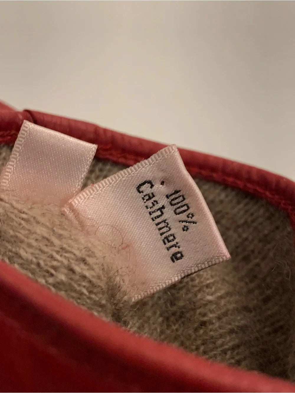 Coach Red Soft Leather Gloves Women's Size 8 Cashmere Lined Red  (read)